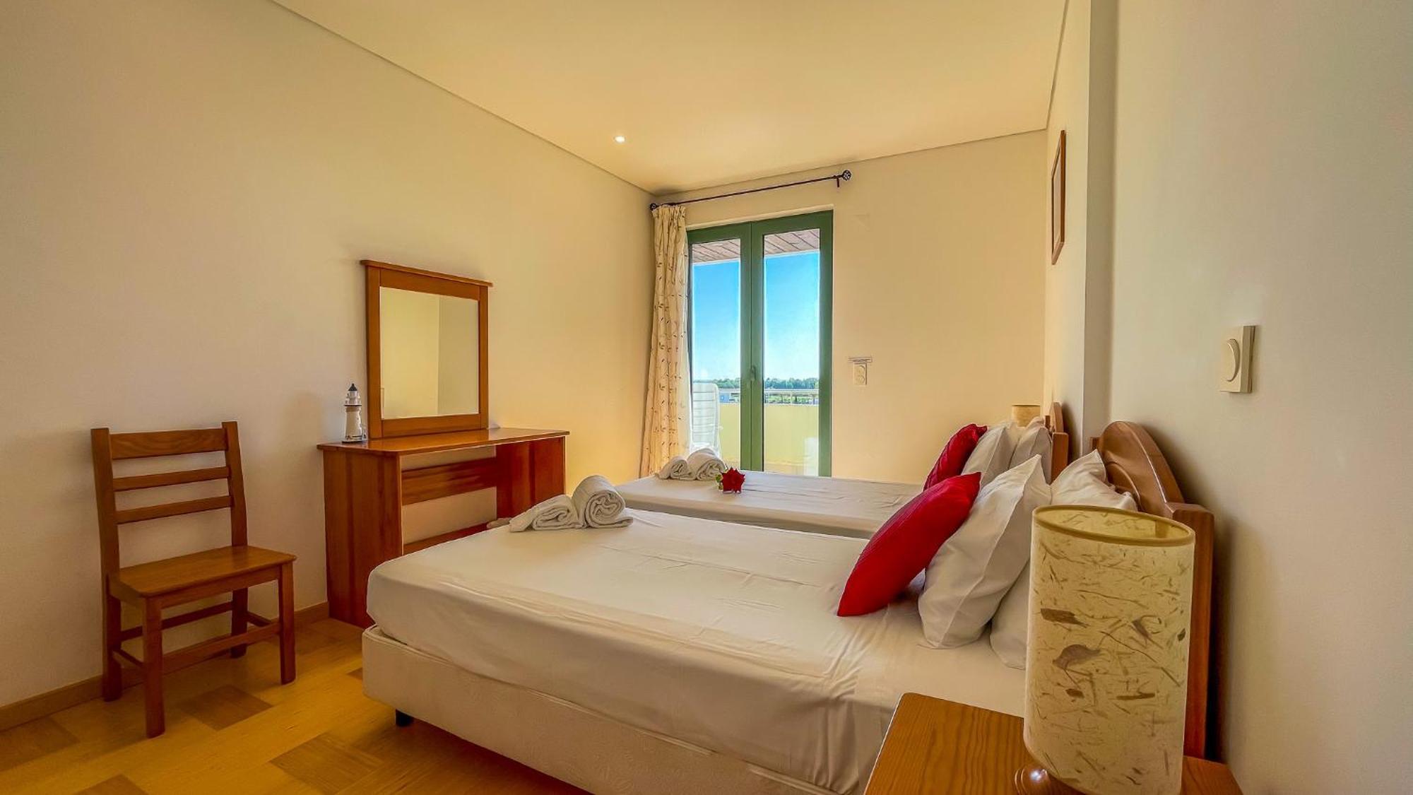 Aquamar Sunset T2 By Hsr Marina Vilamoura Quarteira Exterior photo