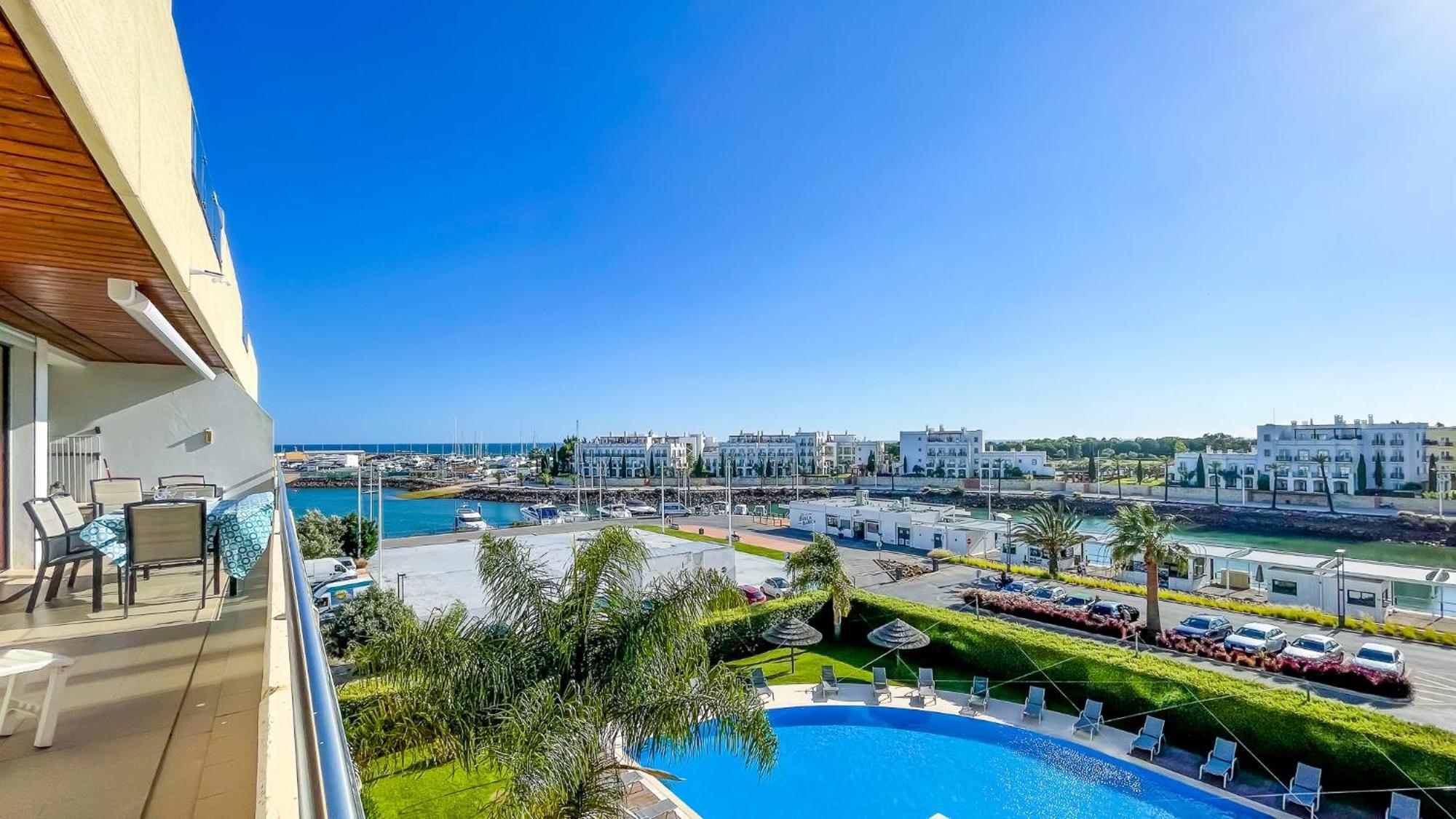Aquamar Sunset T2 By Hsr Marina Vilamoura Quarteira Exterior photo